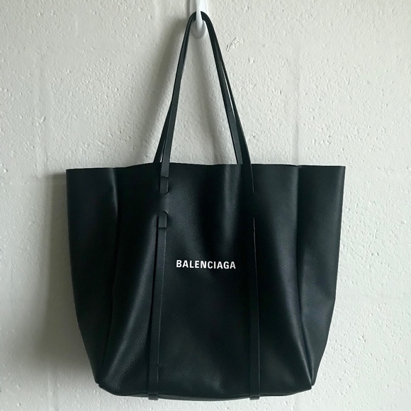 balenciaga medium everyday tote